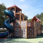 Comercial playground equipment: medieval castle